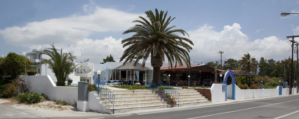 Hotel Blue Jay Marmari  Bagian luar foto