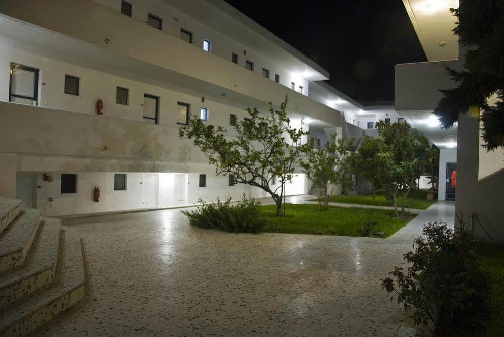 Hotel Blue Jay Marmari  Bagian luar foto